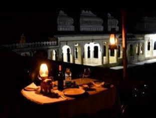 Ravla Khempur Hotel Udaipur Bagian luar foto