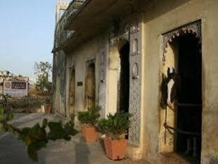 Ravla Khempur Hotel Udaipur Bagian luar foto